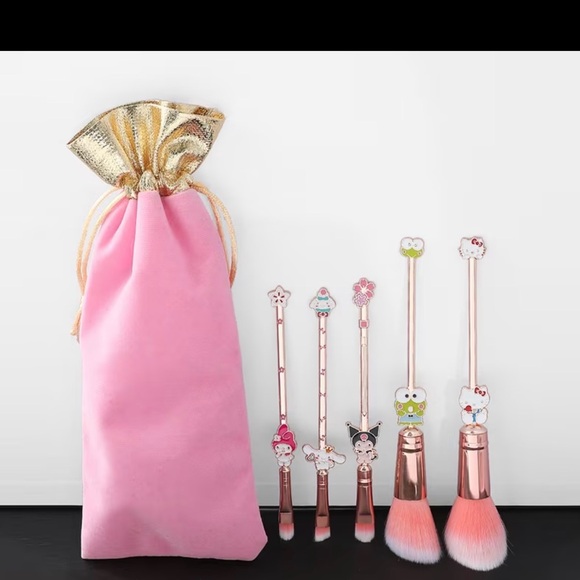 6 pc New Hello Kitty Cosmetic Makeup Brush Set NWT - Picture 2 of 10